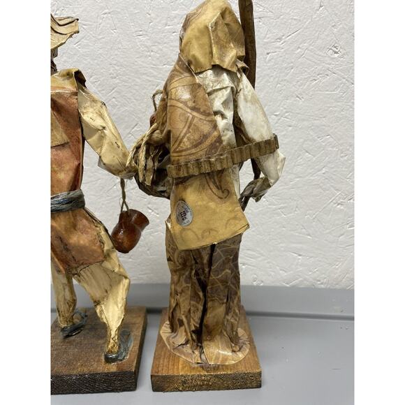 Vintage Paper Mache Mexican Folk Art Couple - Picture 7 of 8
